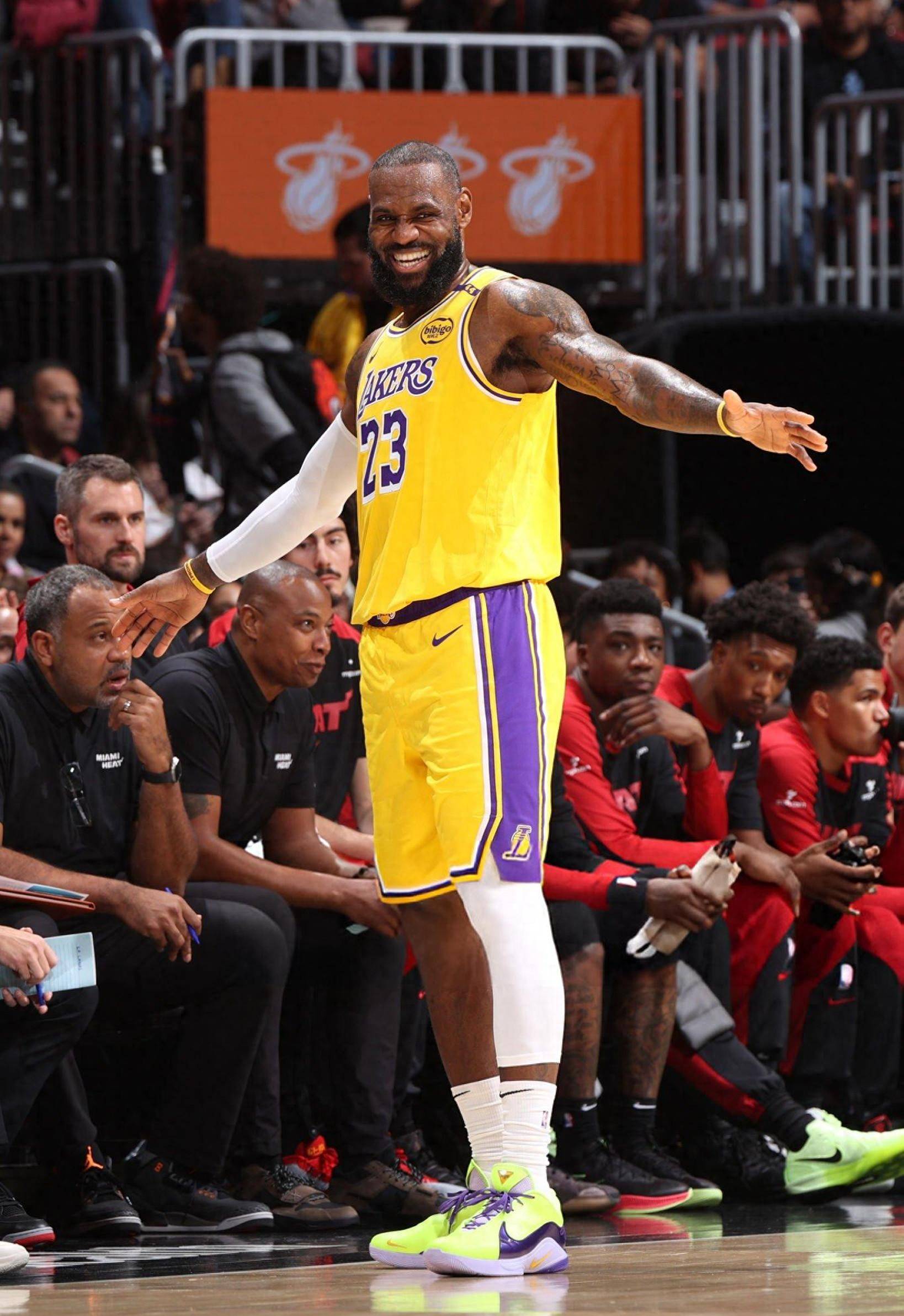 调整指挥 调整指挥