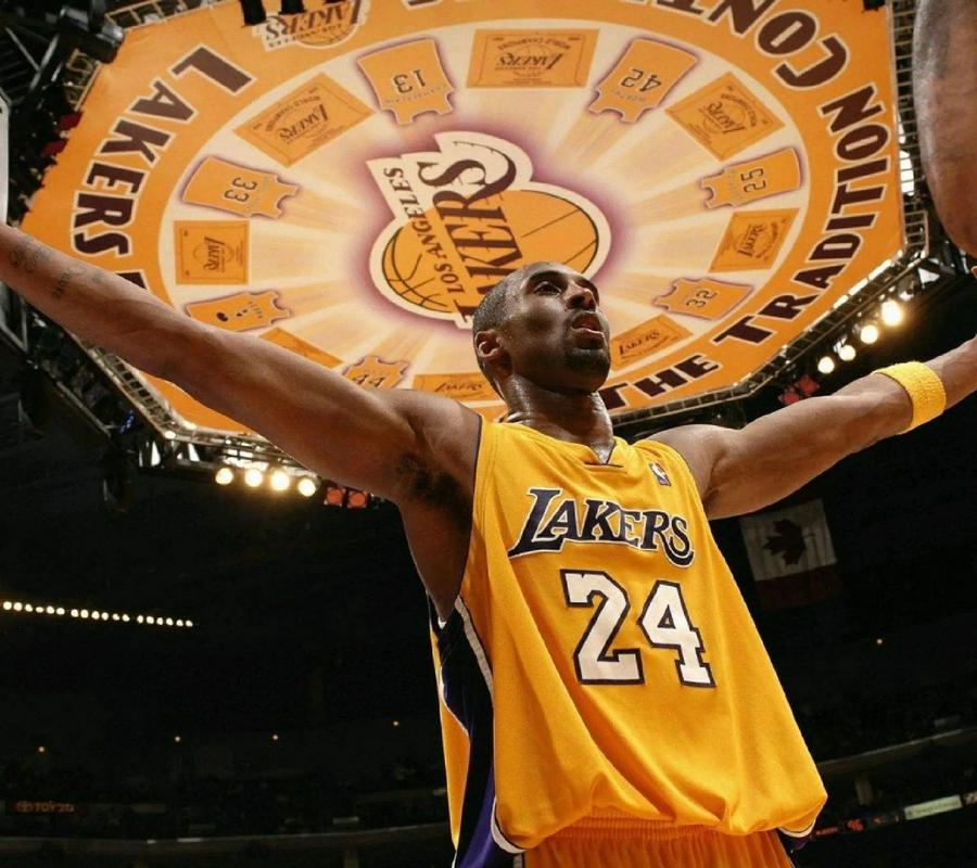 微调右摇杆 微调右摇杆